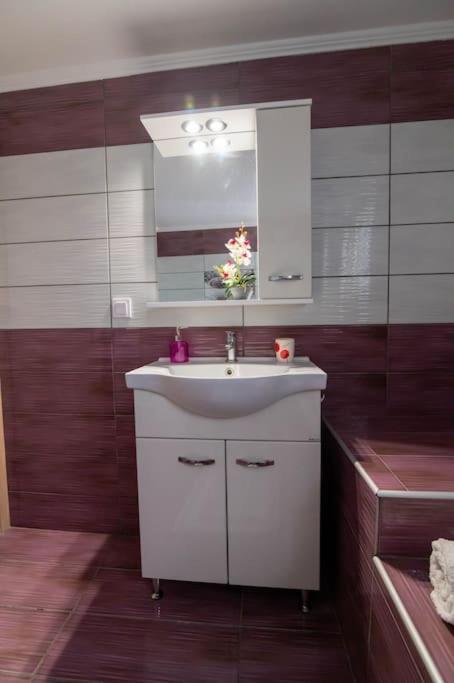 Dream House Apartment Preveza Bagian luar foto