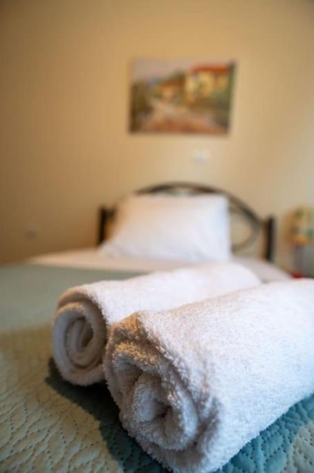 Dream House Apartment Preveza Bagian luar foto