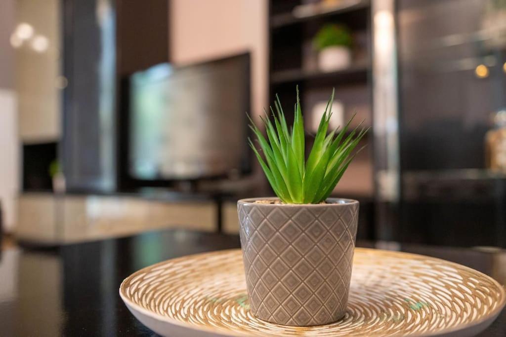 Dream House Apartment Preveza Bagian luar foto
